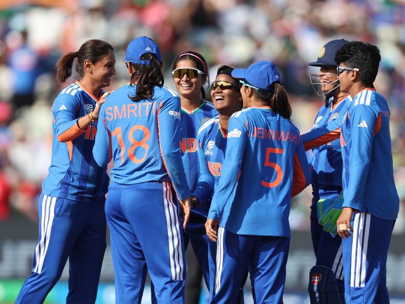 Image default