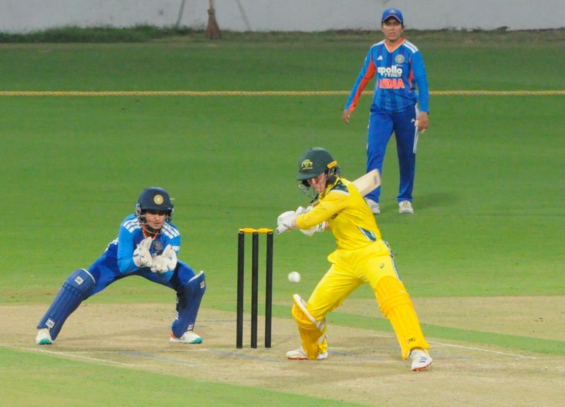 Image default